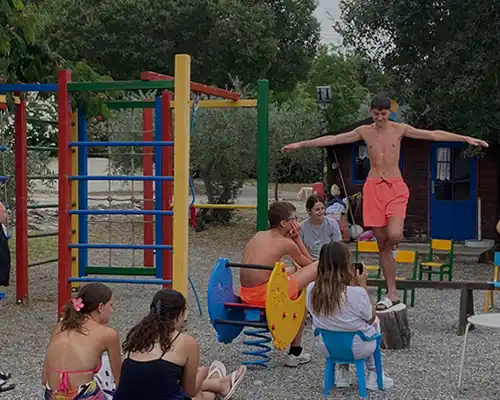 enfants et ados camping Les Oliviers à Oraison